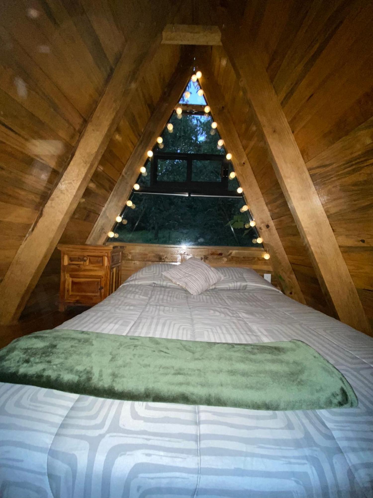 Cabanas Alpina, Romantica Y Acogedora A 10 Minutos Del Centro Tepoztlan Ngoại thất bức ảnh